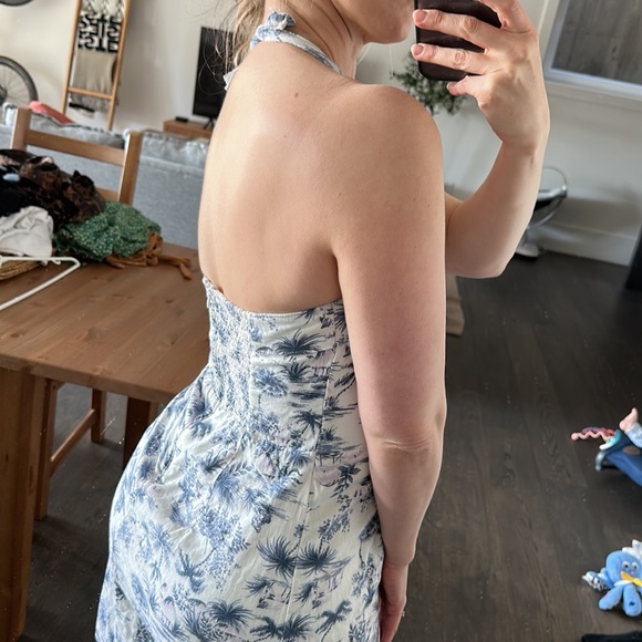 Linen mini dress with Hawaiian print - Picture 3 of 3